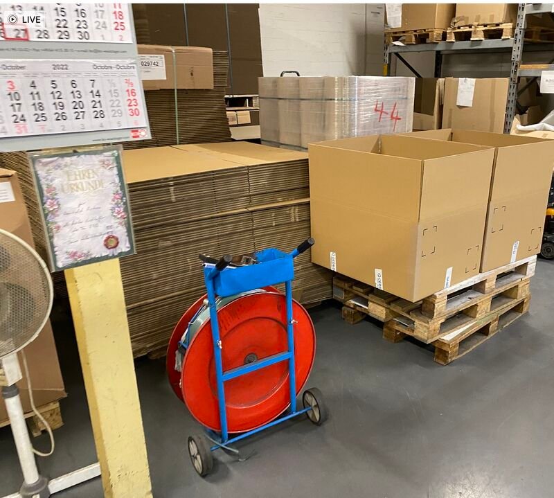 Abbildung zum Beitrag: Wenn Mitarbeitende Paletten umparken müssen: Ein typisches Problem in Logistik und Produktion